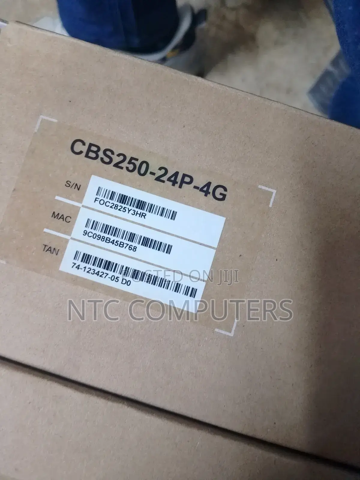 Cisco Cbs250-24p-4g 24 Port Gigabit Poe Smart Switch