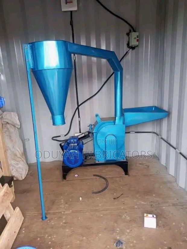 Grade 2 Electric Poshomill