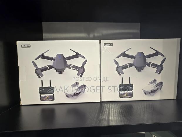 E88 Pro Drone - thumbnail 2