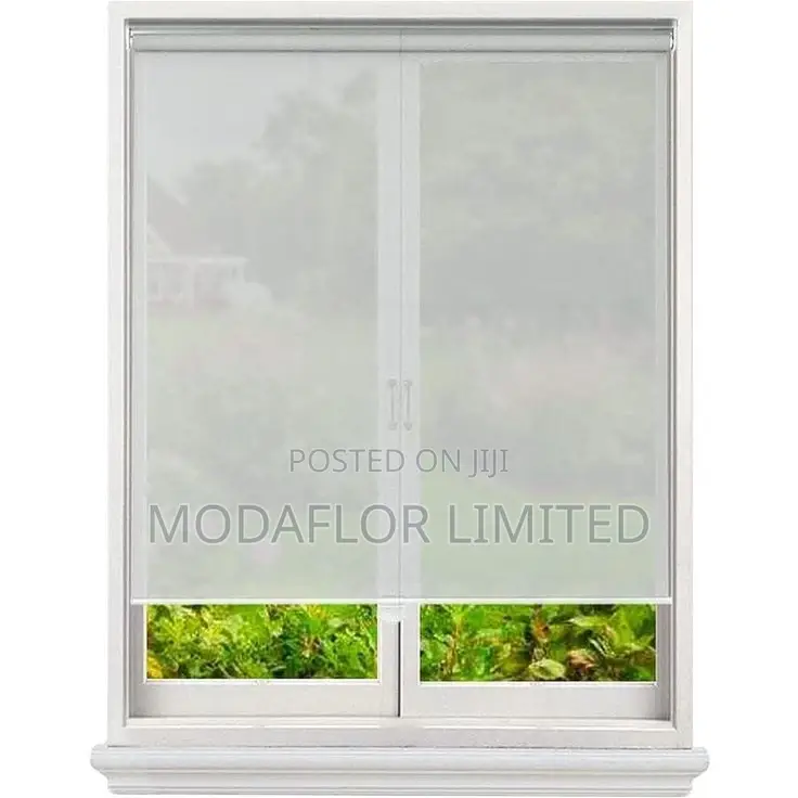 Sleek. Subtle. Sunscreen Blinds!