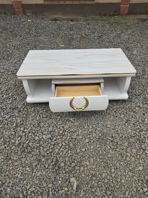 Demure Durable Marble Top Coffee Table