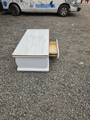 Demure Durable Marble Top Coffee Table