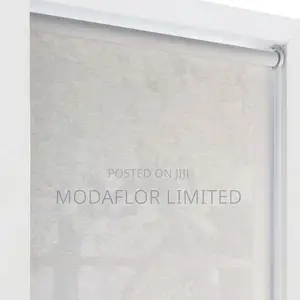 Sunscreen Roller Blinds – Stylish Shade for Sunny Spaces!