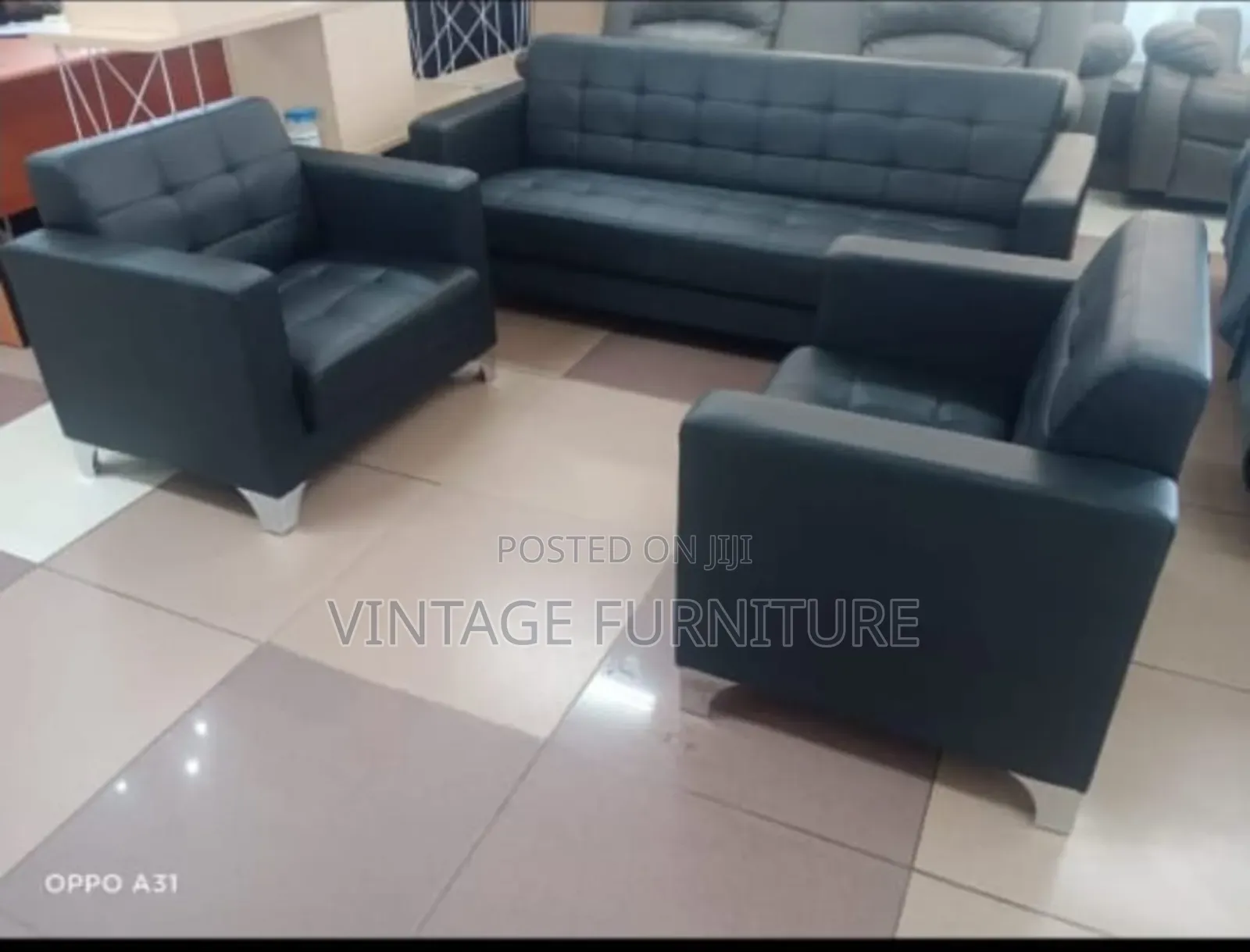 Executive Waiting Couch