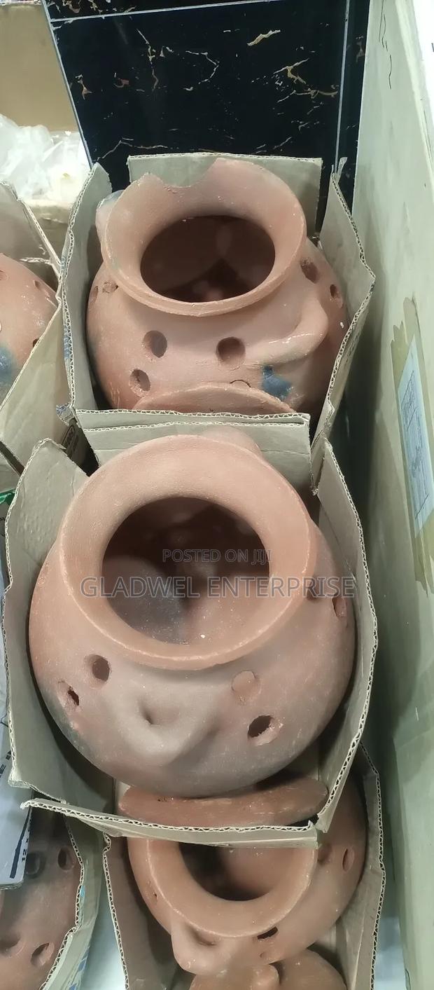 Clay Economical Brooding Pot - main view