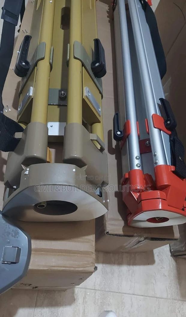 Heavy Duty Survey Wooden Tripond