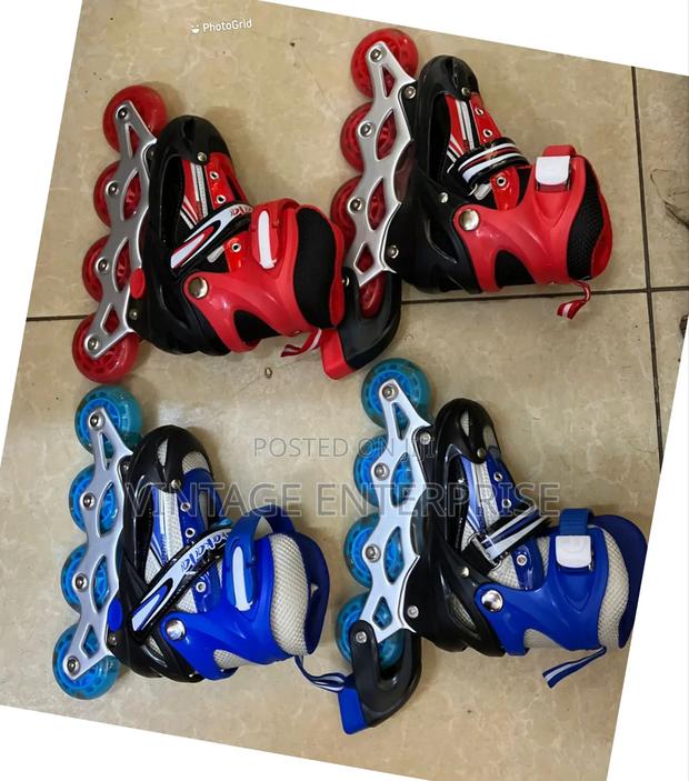 Skating Shoes With Guard and Helmets