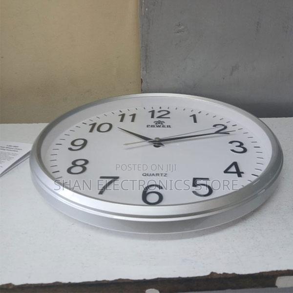 Wall Clock Monitoring Py Camera With Long Battery Backup - main view