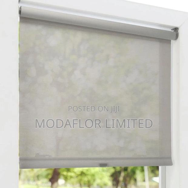 Sunscreen Roller Blinds – The Perfect Daylight Filter! - main view