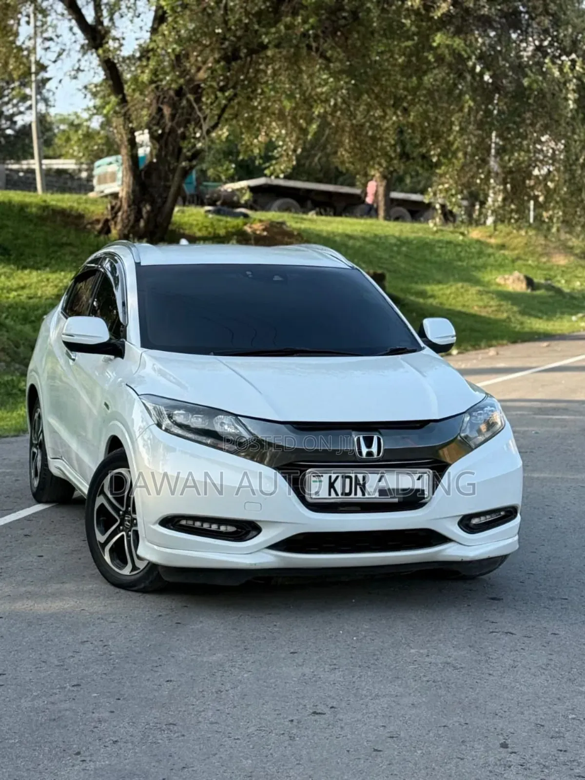 Honda Vezel 2017 White