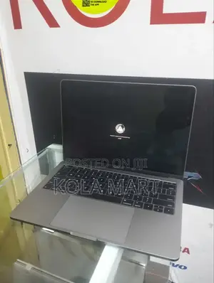 Laptop Apple MacBook Pro 2017 8GB Intel Core i5 SSD 256GB