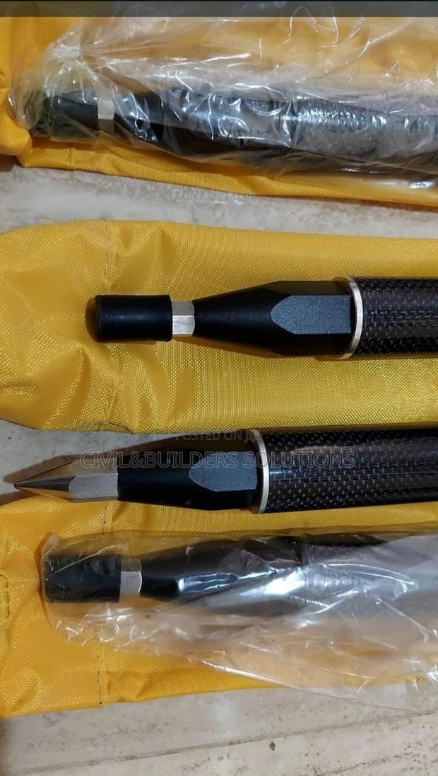 Carbon Extension Pole - main view