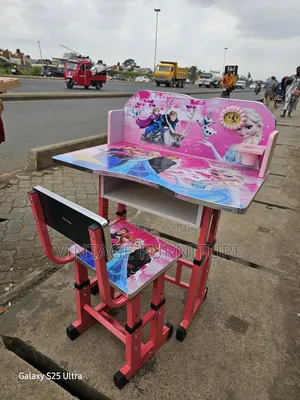 Princess Desk