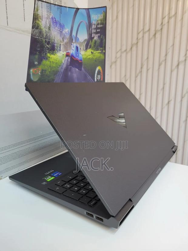 Laptop HP Victus 16 16GB Intel Core I7 SSD 512GB - thumbnail 3