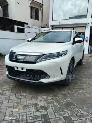 Toyota Harrier 2018 White
