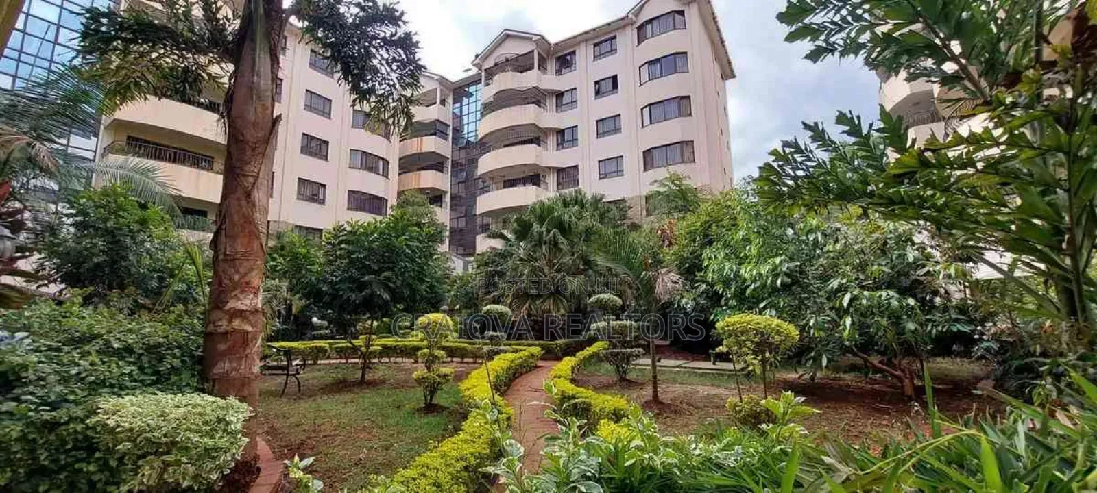 5bdrm Penthouse in Lavington for rent