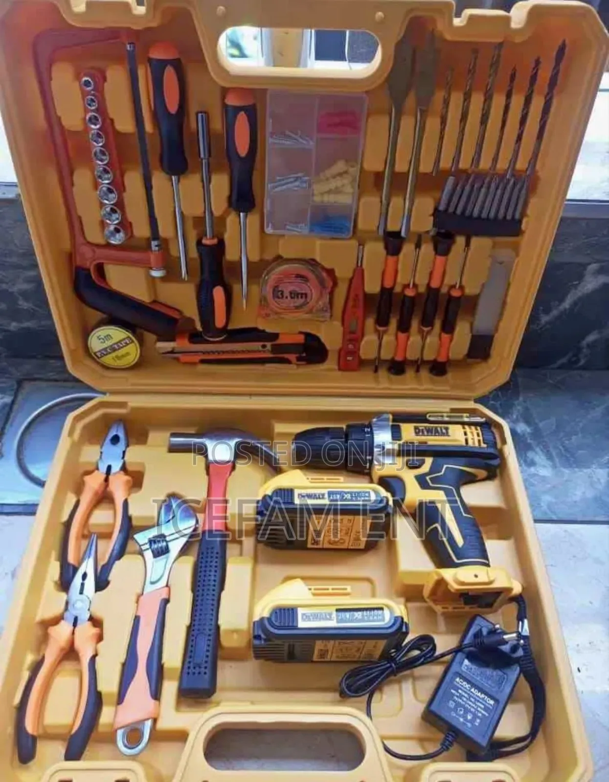 Dewalt Cordless Drill Machine/Dewalt Tool Set