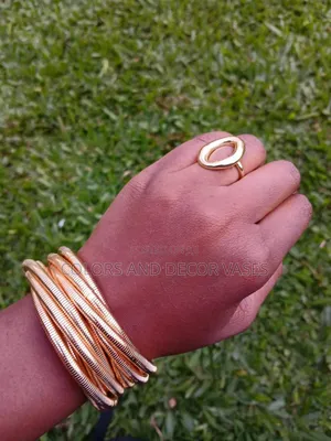 Unique Bangles Each 