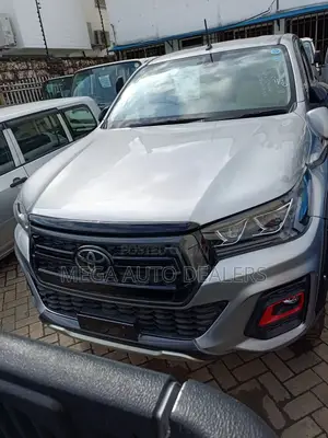 Toyota Hilux 2019 Gray