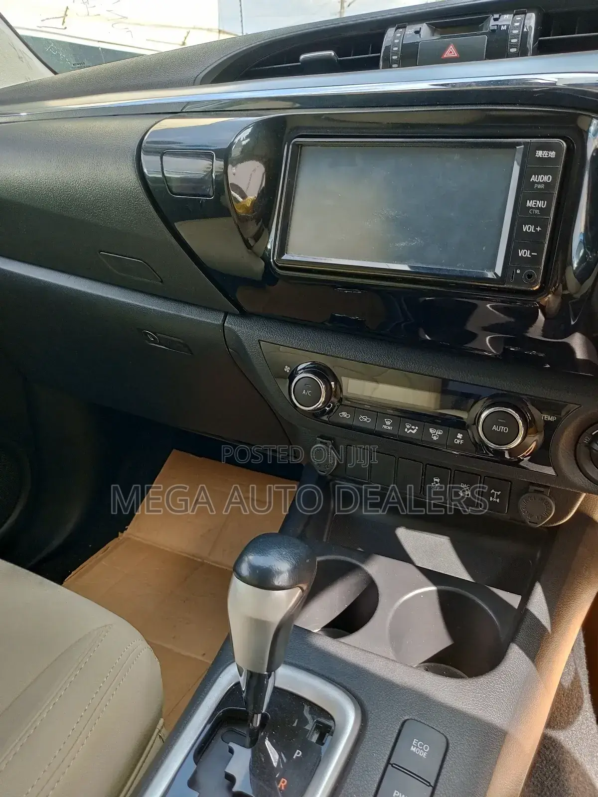 Toyota Hilux 2019 Gray