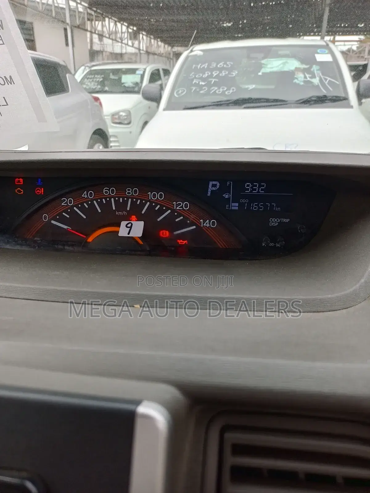 Daihatsu Tanto 2018 White