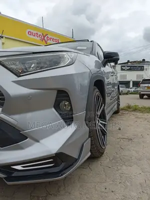 Toyota RAV4 2018 Gray