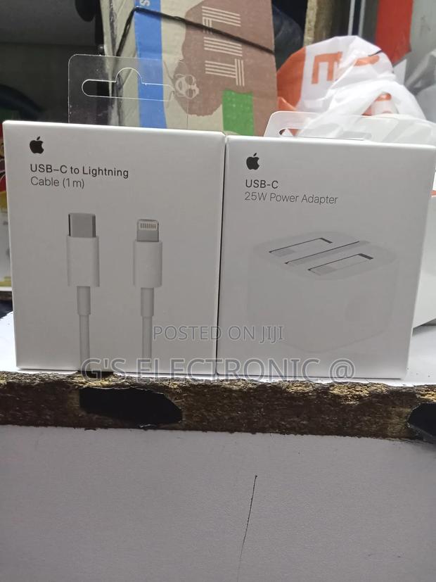 iPhone Charger All iPhone Fast Charger - main view