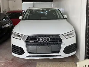 Audi Q3 2018 Pearl