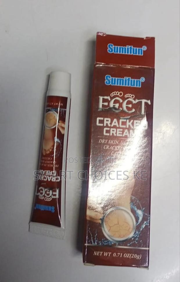 Cracked Feet Cream
 Moisturizes