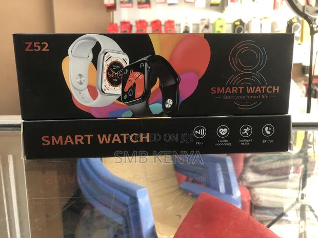 Z52 Bluetooth Smartwatch - thumbnail 2