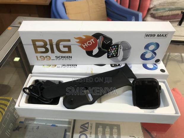 W99 Max Smartwatch - main view