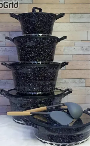 Classic 12 Piece Bosch Cookware Set With Silicone Lids ;