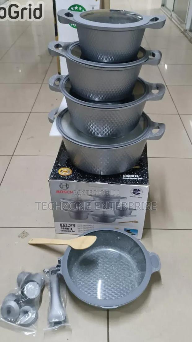 *_Bosch 11pc Cookware With Silicone Lid Black, Grey*_
