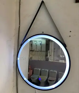 Round 3rd Mirror Available