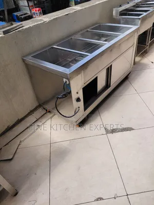 Foodwarmer With Cabinet.