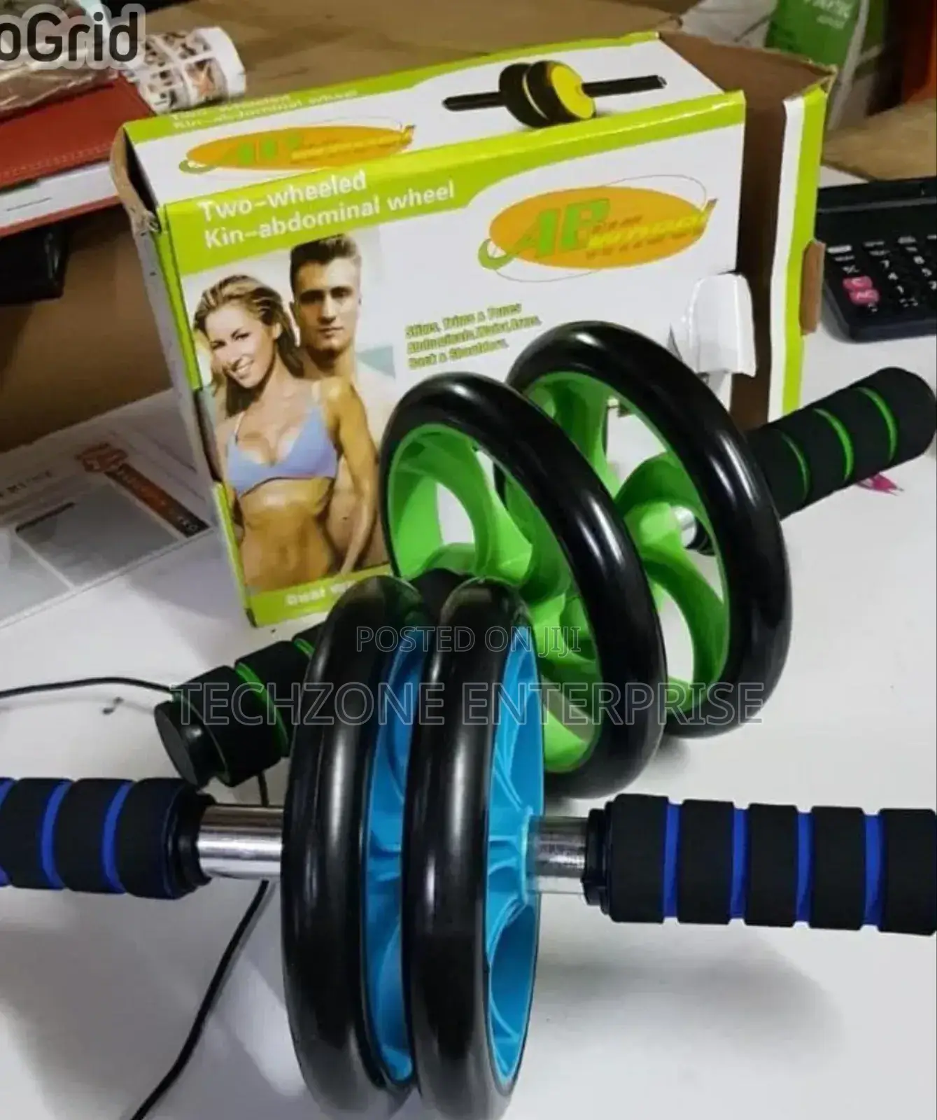 Exercise Abs Roller With Non-Slip Wheels