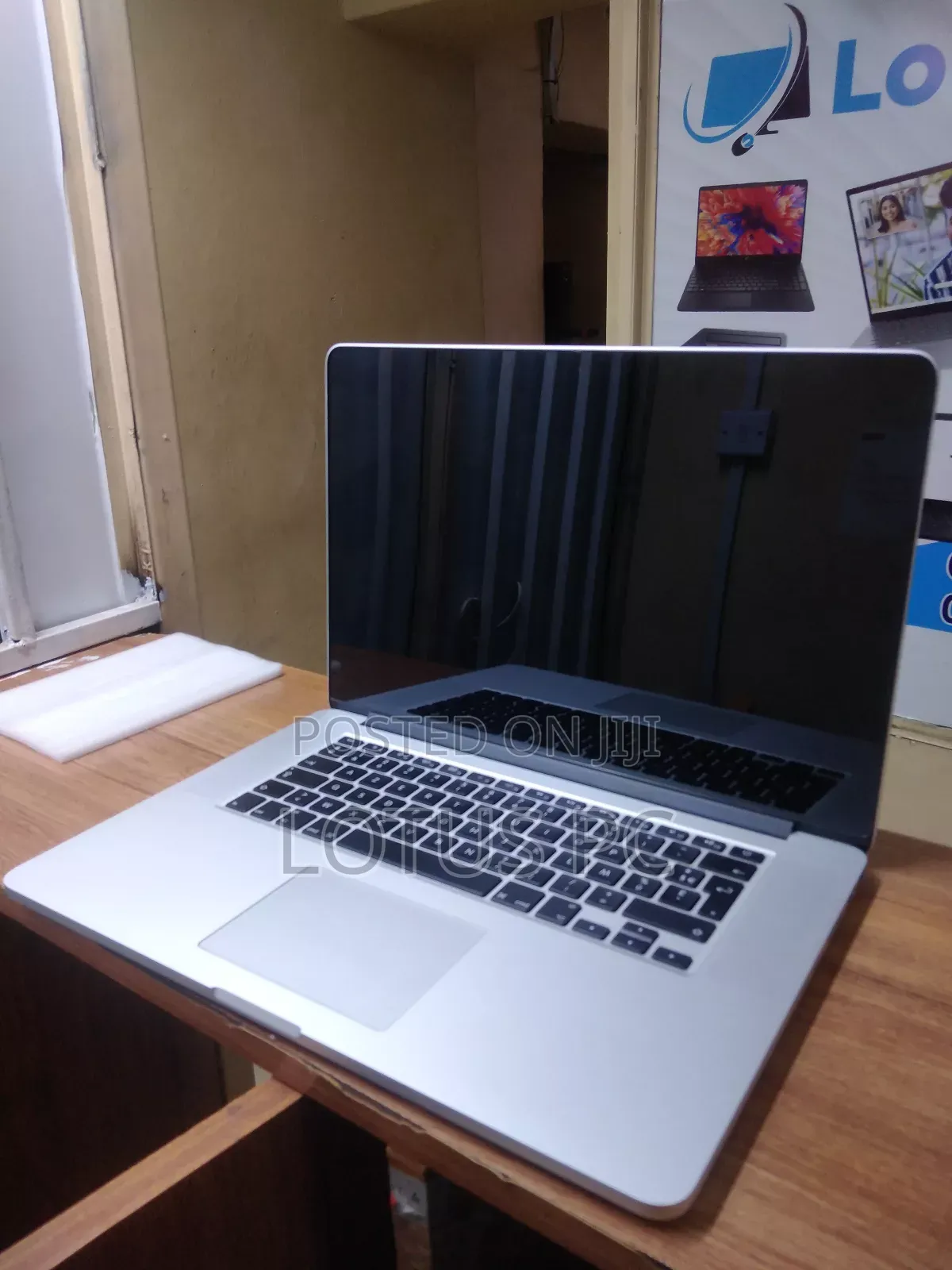 Laptop Apple MacBook Pro 2015 16GB Intel Core i7 SSD 512GB