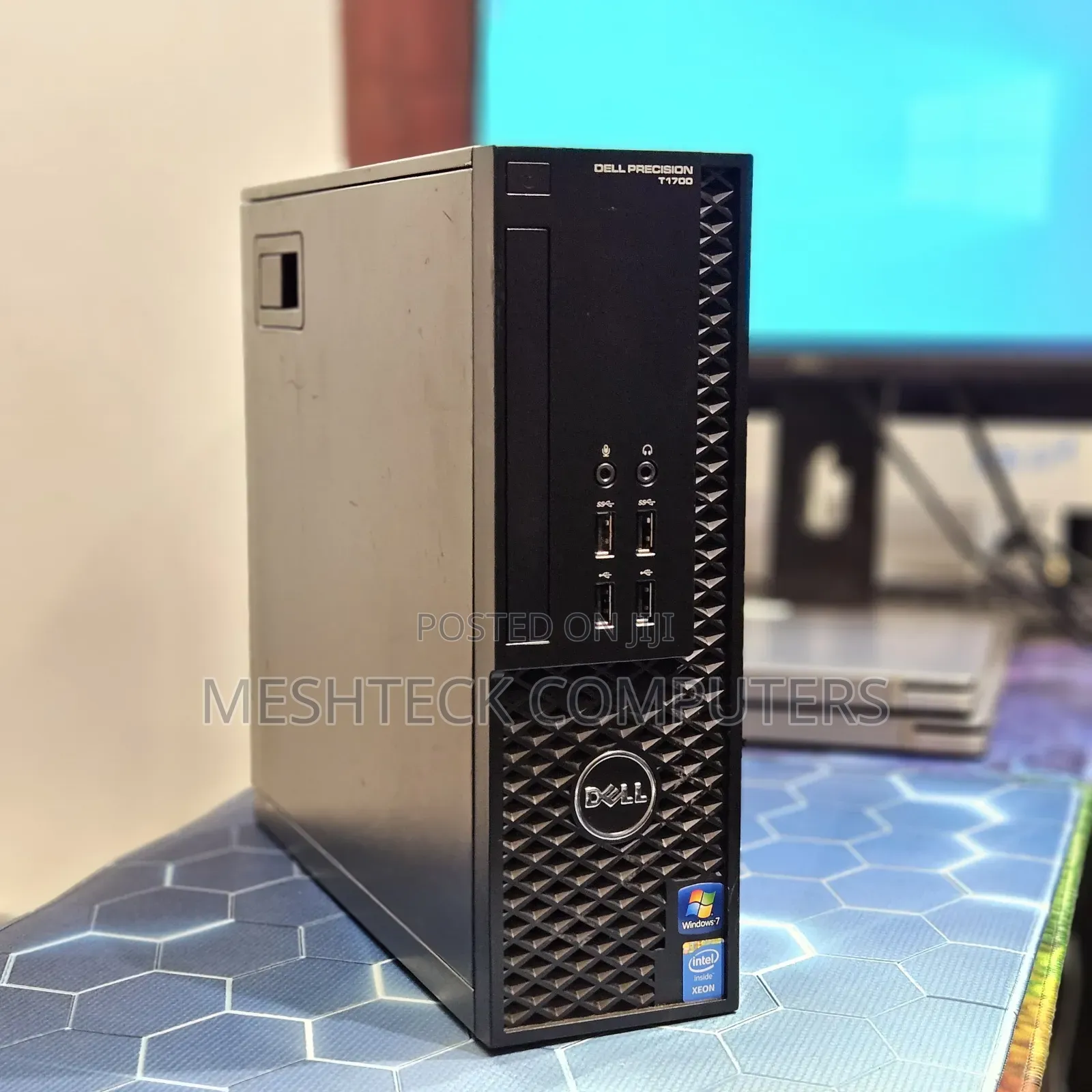 Desktop Computer Dell 16GB Intel Xeon SSD 512GB