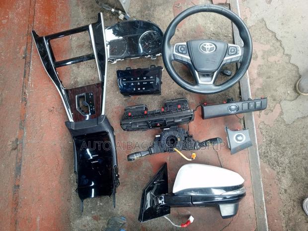 Harrier Model 2015 Stearing Wheel .