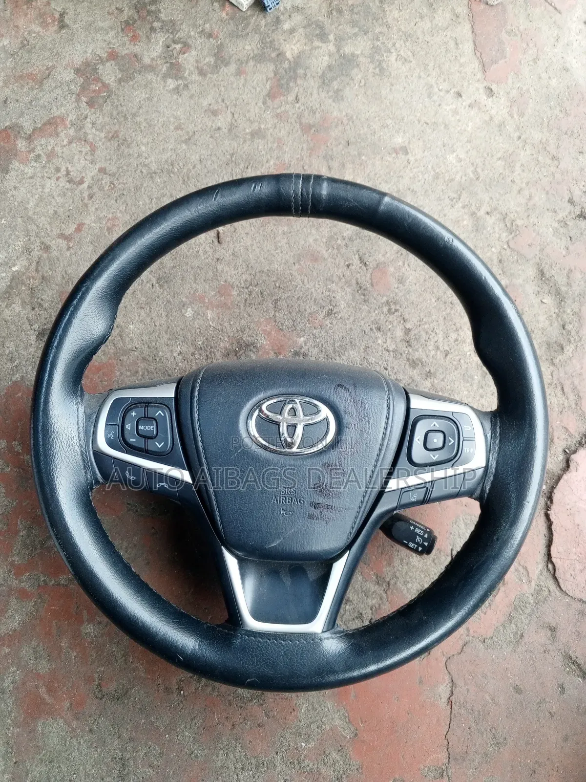 Harrier Model 2015 Stearing Wheel .