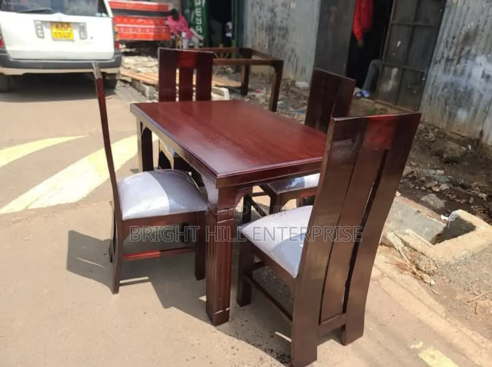 Well Built Dining Tables