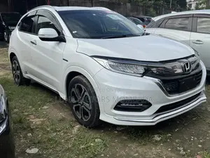 Honda Vezel 2019 White