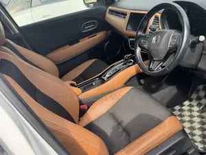 Honda Vezel 2019 White
