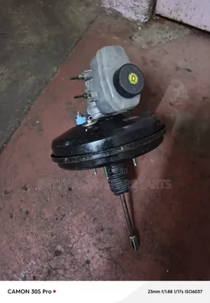 Toyota Prado 120 Brake Booster
