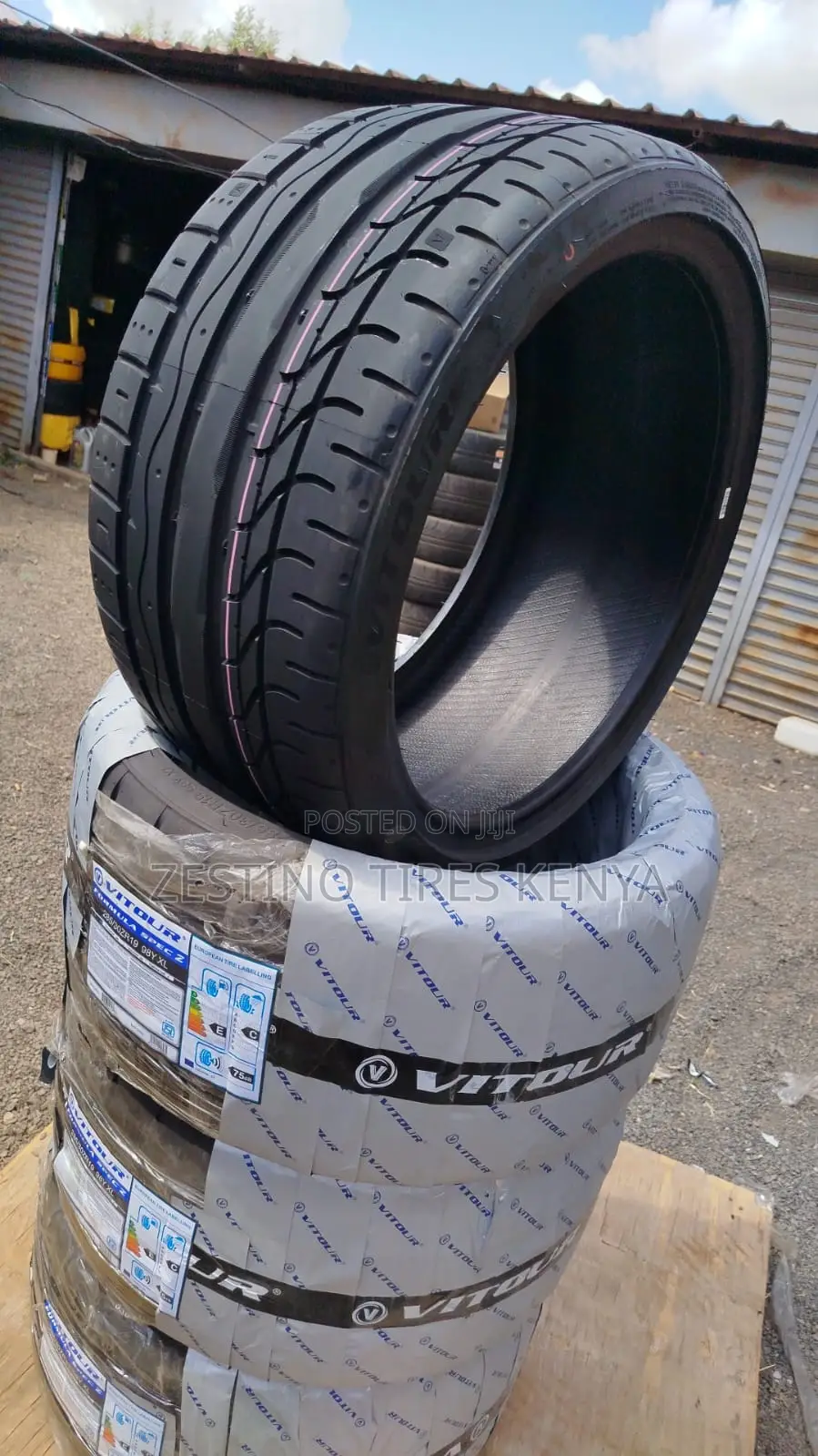 Vitour Tyres 285/30 R19