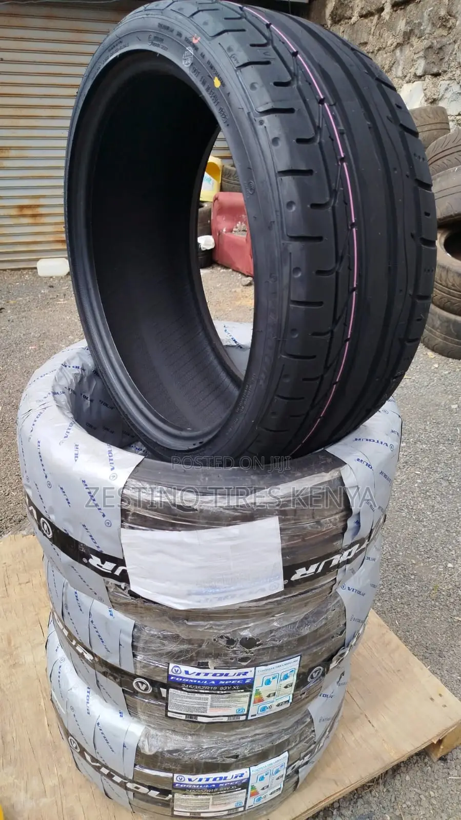 Vitour Tyres 245/35 R19
