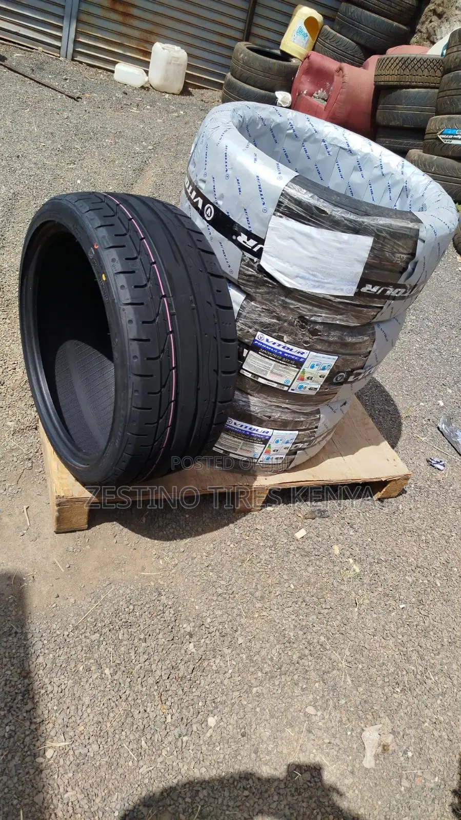 Vitour Tyres 245/35 R19