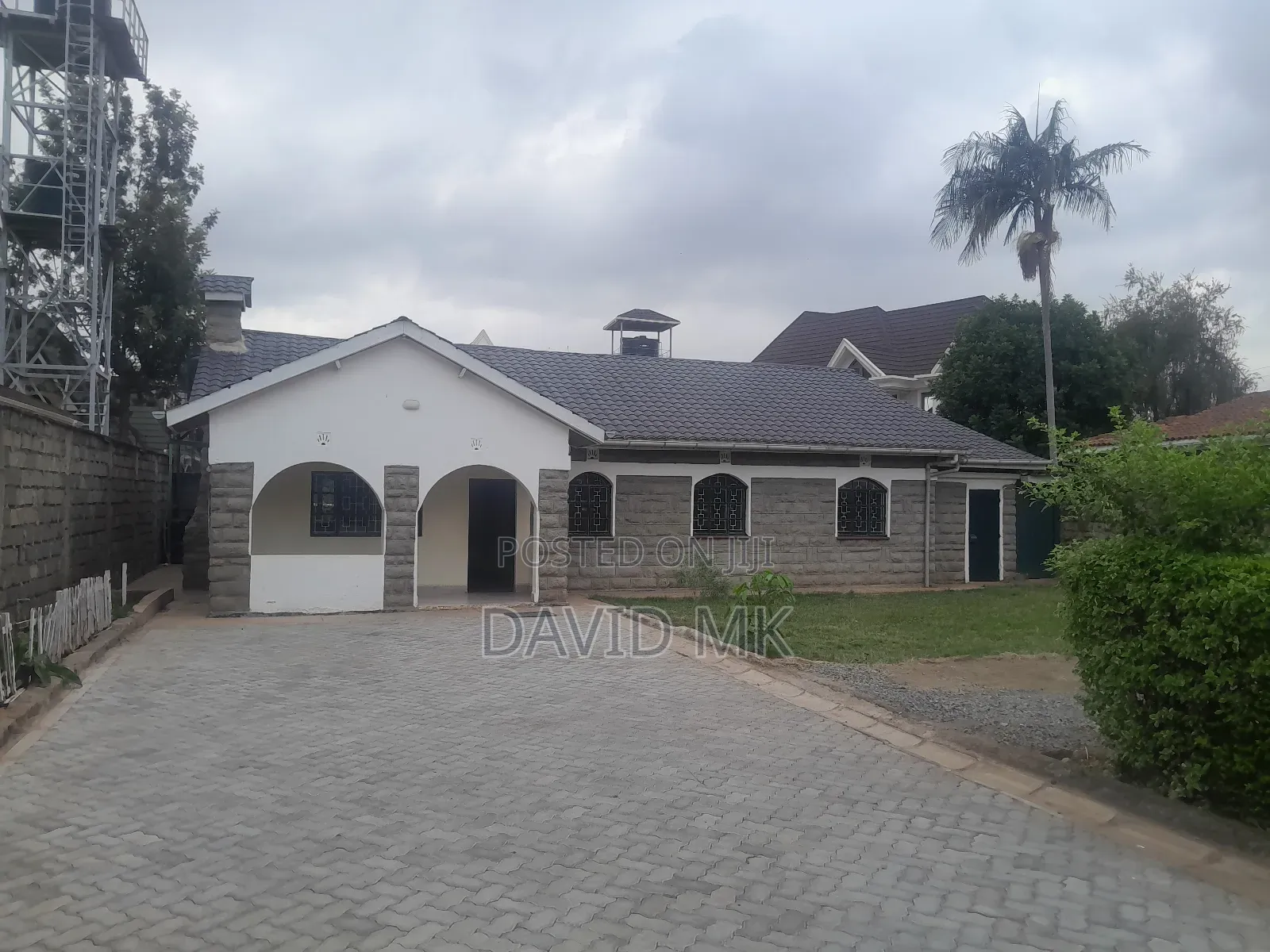 4bdrm Bungalow in Sukari for rent