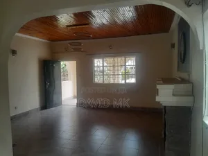 4bdrm Bungalow in Sukari for rent