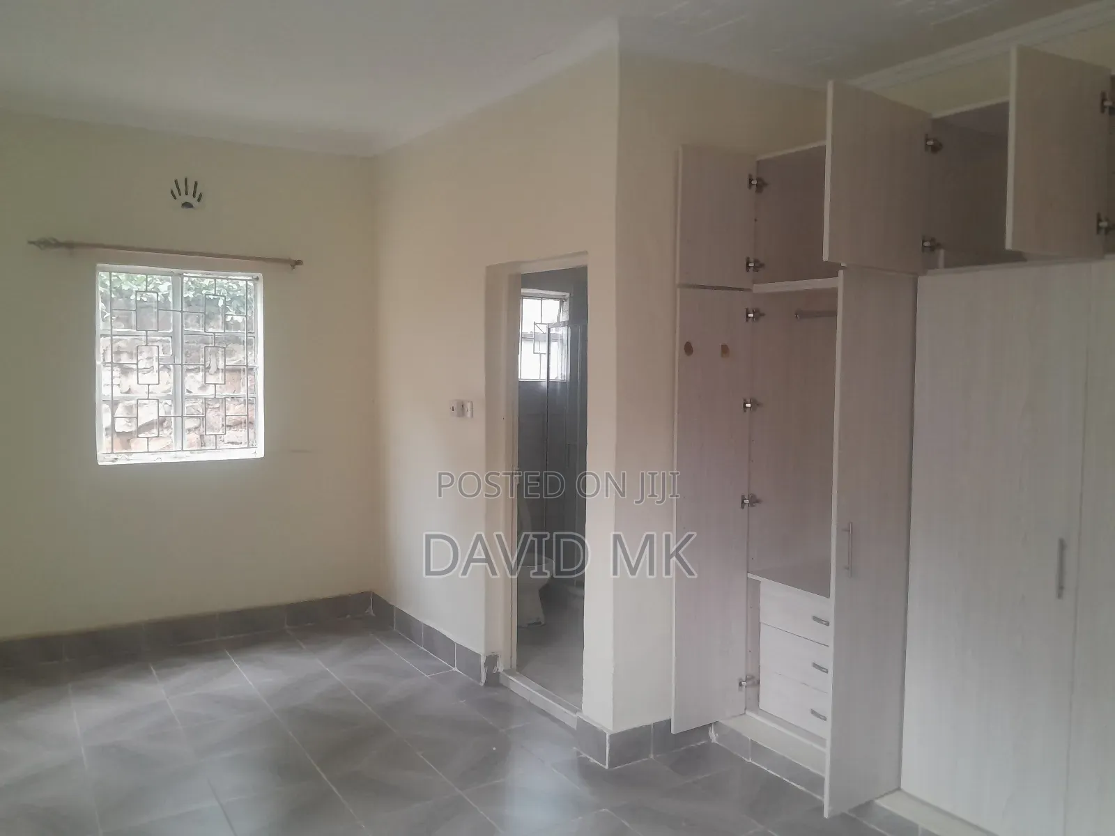 4bdrm Bungalow in Sukari for rent
